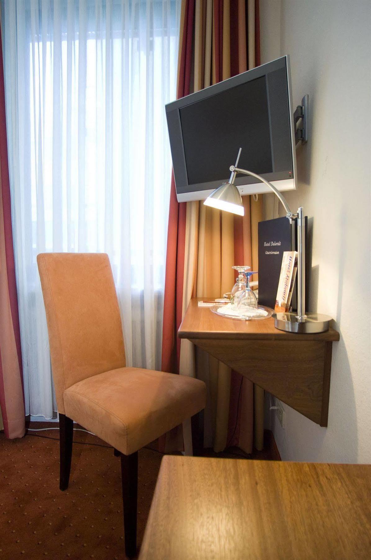 מינכן Hotel Dolomit מראה חיצוני תמונה
