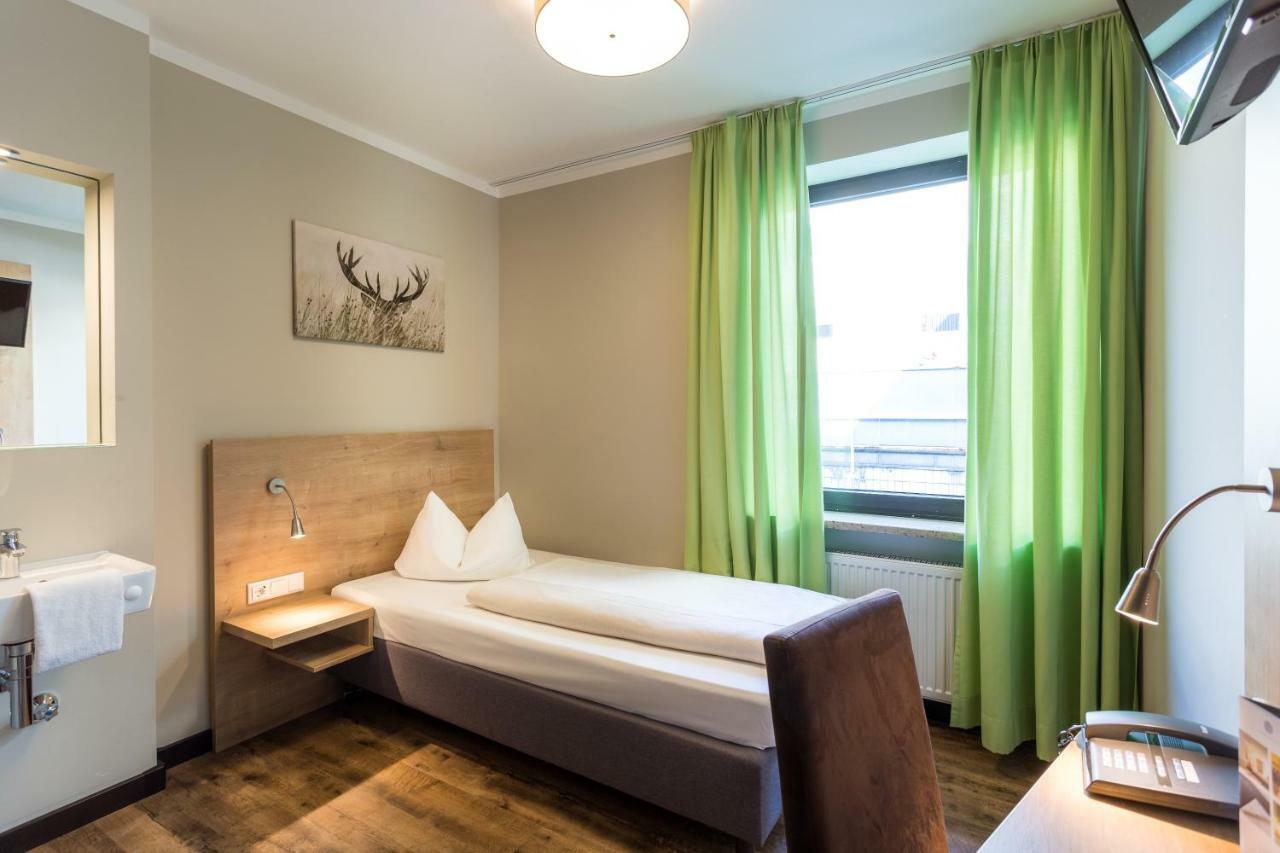 מינכן Hotel Dolomit מראה חיצוני תמונה